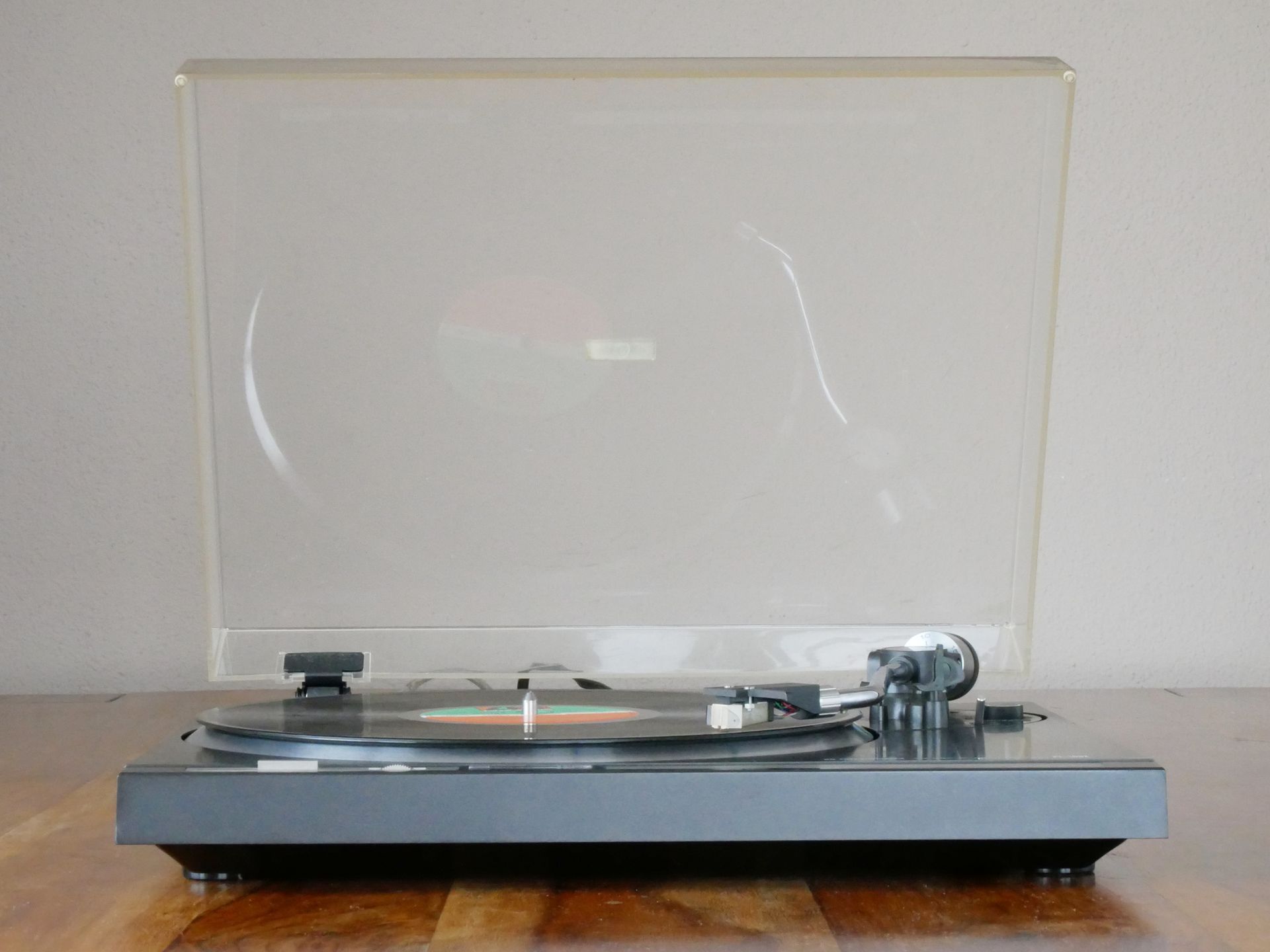 PIONEER PL-100X: vorne geöffnet 