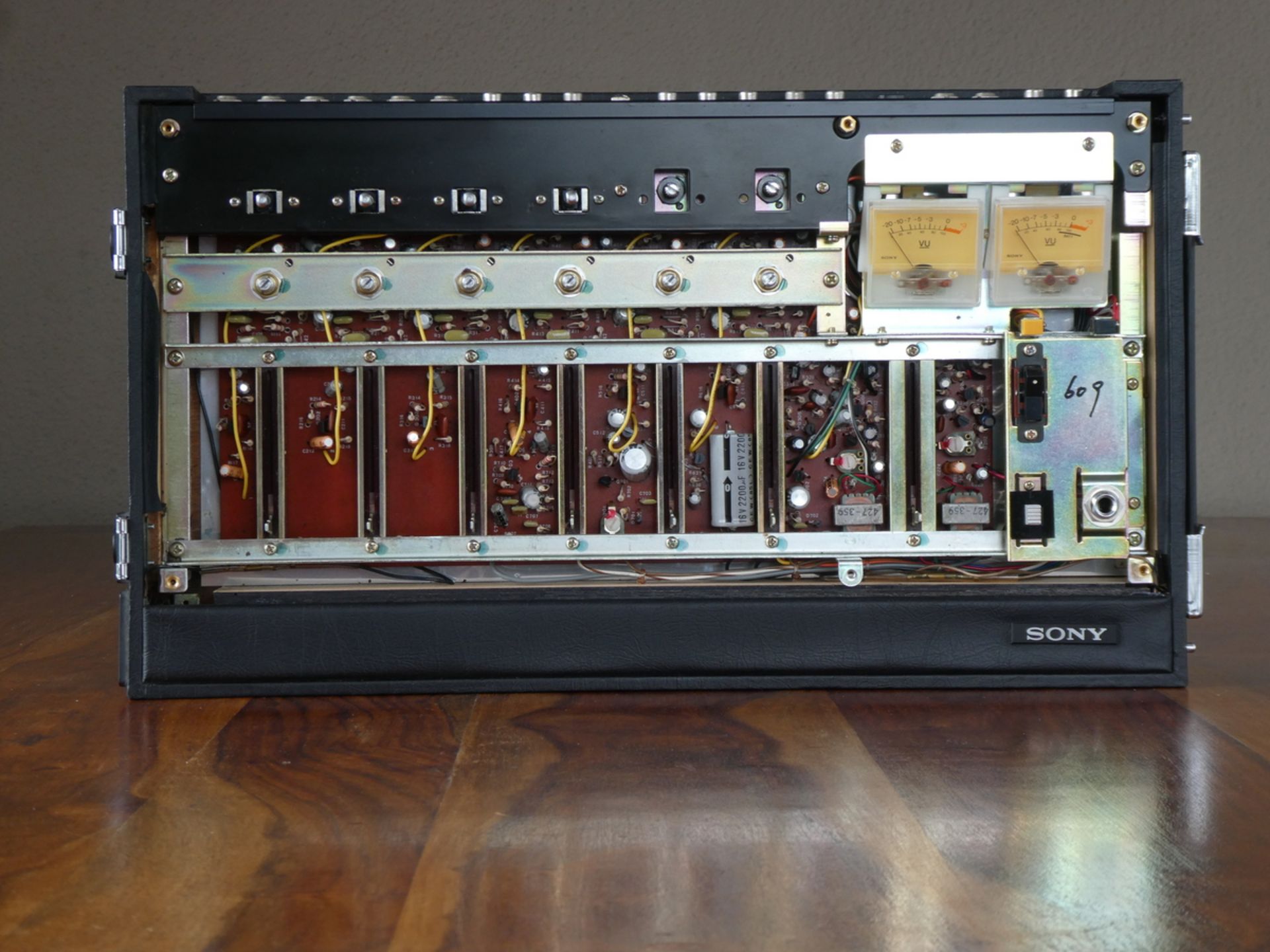 SONY MX-650 – Innen 