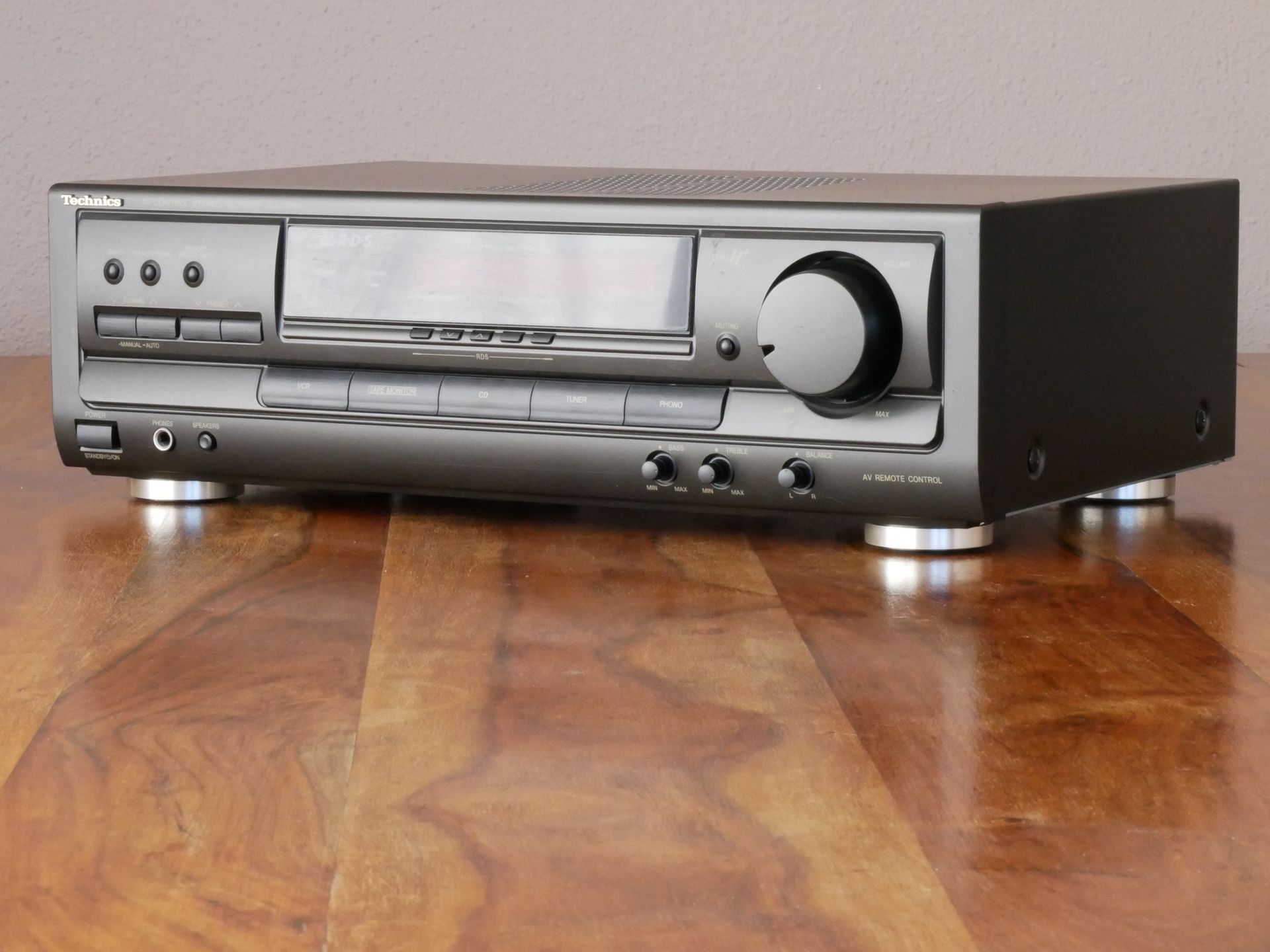 TECHNICS SA-EX100 - front right 