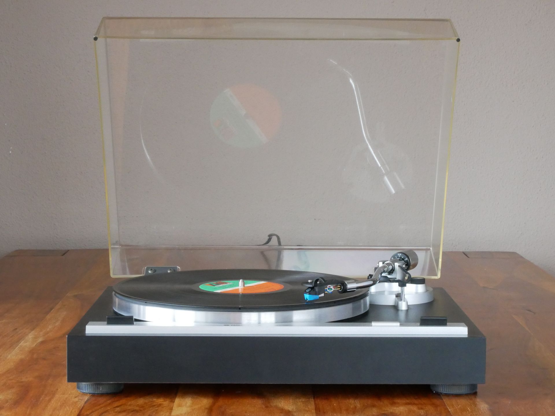 YAMAHA YP-B2B: vorne 